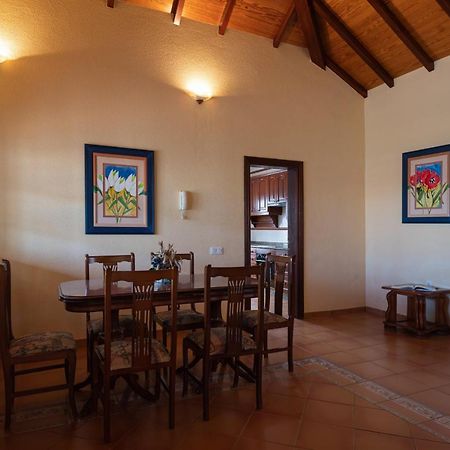 Homeforguest Villa Lobos Con Piscina Privada Caleta De Fuste Kültér fotó